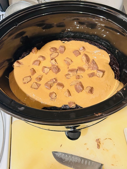 Effortless Slow Cooker Dessert: Peanut Butter Chocolate Cake – The ...